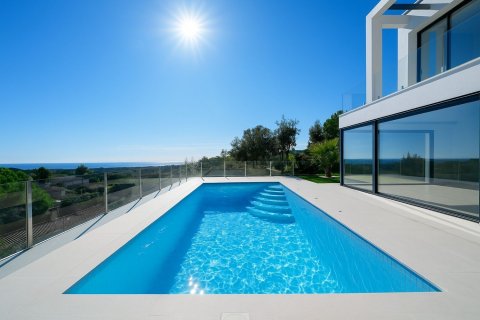 Продажа дома в Льорет-де-Мар, Герона, Испания 3 спальни, 330м2 №168472 - фото 3