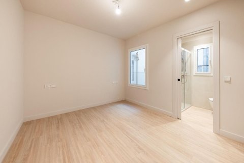 Wohnung zum Verkauf in Barcelona, Spanien 4 Schlafzimmer, 270 m2 Nr. 168473 - Foto 15