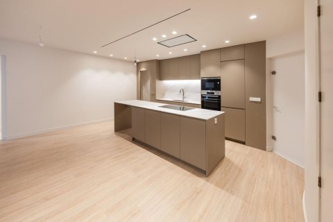 Wohnung zum Verkauf in Barcelona, Spanien 4 Schlafzimmer, 270 m2 Nr. 168473 - Foto 9