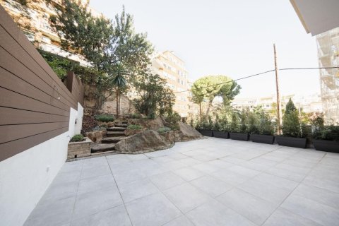 Wohnung zum Verkauf in Barcelona, Spanien 4 Schlafzimmer, 270 m2 Nr. 168473 - Foto 2