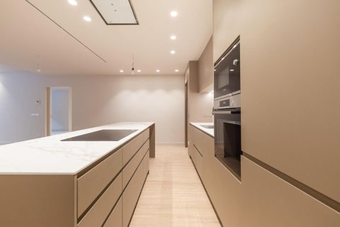 Wohnung zum Verkauf in Barcelona, Spanien 4 Schlafzimmer, 270 m2 Nr. 168473 - Foto 6