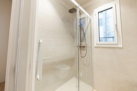 Wohnung zum Verkauf in Barcelona, Spanien 4 Schlafzimmer, 270 m2 Nr. 168473 - Foto 17