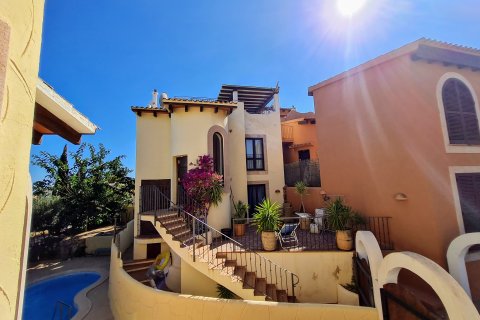 Villa en venta en El Camp De Mar, Mallorca, España 2 dormitorios, 165 m2 No. 149499 - foto 22