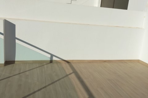 Продажа квартиры в Ориуэла, Аликанте, Испания 2 спальни, 76.75м2 №175987 - фото 30