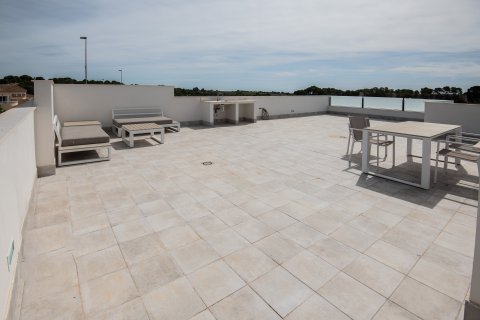 Villa till salu Pinar De Campoverde, Alicante, Spanien 2 sovrum, 108 kvm. Nr. 136577 - foto 10