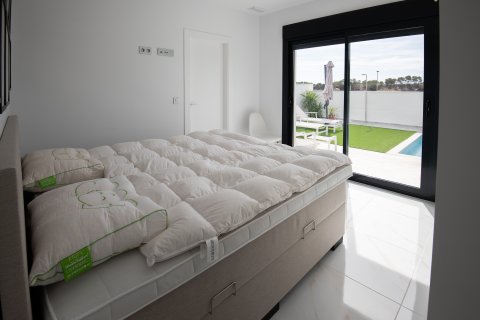 Villa till salu Pinar De Campoverde, Alicante, Spanien 2 sovrum, 108 kvm. Nr. 136577 - foto 16