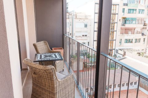 Dzīvoklis pārdošanā Barcelona, Spānijā 3 istabas, 134 m2 Nr. 166752 - attēls 4