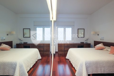 Māja pārdošanā Barcelona, Spānijā 3 istabas, 111 m2 Nr. 166755 - attēls 16