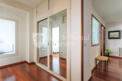 Māja pārdošanā Barcelona, Spānijā 3 istabas, 111 m2 Nr. 166755 - attēls 20