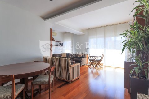 Māja Barcelona, Spānijā 3 istabas, 111 m2 Nr. 166755