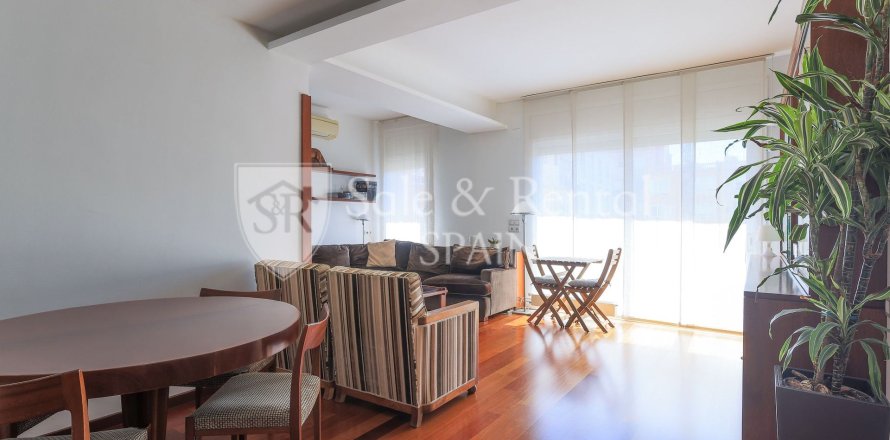 Māja Barcelona, Spānijā 3 istabas, 111 m2 Nr. 166755