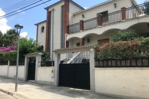 House in Calafell, Tarragona, Spain 4 bedrooms, 267 sq.m. No. 166751