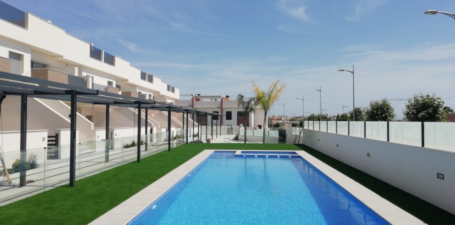 Apartment à Pilar de la Horadada, Alicante, Espagne 3 chambres, 114 m2 No. 137303