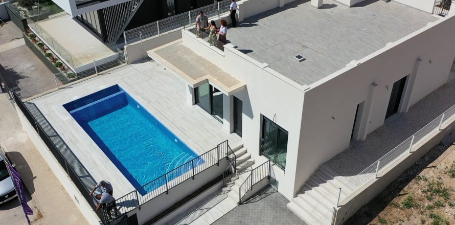 Villa in Polop, Alicante, Spanien 3 Schlafzimmer, 100 m2 Nr. 137308