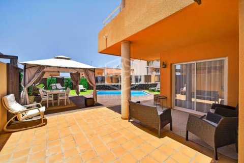 Villa for sale in Santiago del Teide, Tenerife, Spain 4 bedrooms, 233 sq.m. No. 168642 - photo 6