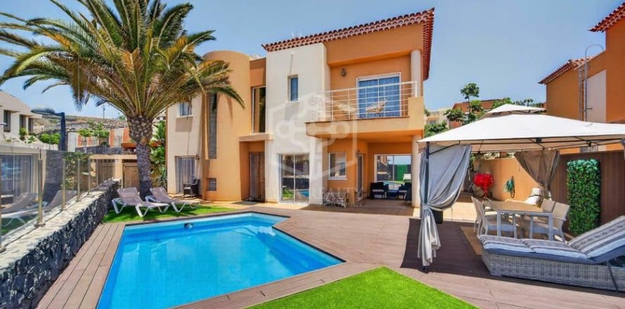 Villa in Santiago del Teide, Tenerife, Spain 4 bedrooms, 233 sq.m. No. 168642