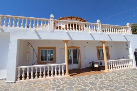 Villa in vendita a Calpe, Alicante, Spagna 4 camere da letto, 238 mq. N° 168645 - foto 7