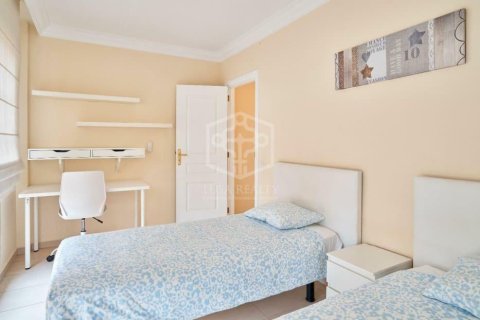Apartment à vendre à Adeje, Tenerife, Espagne, 2 chambres, 193 m2 No. 168643 - photo 27