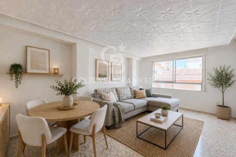 Apartment à Castellon de la Plana, Castellon, Espagne 4 chambres, 107 m2 No. 186183