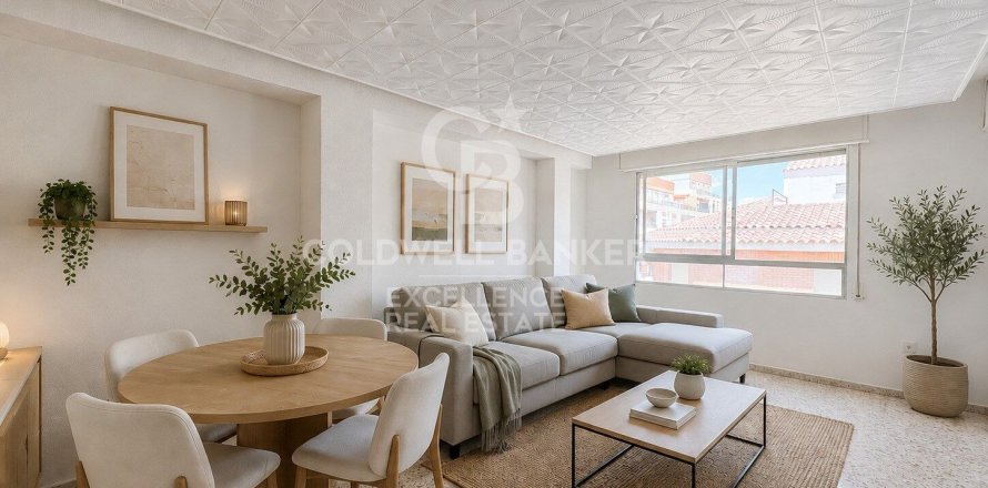 Apartamento en Castellón de la Plana, Castellón, España 4 dormitorios, 107 m2 No. 186183
