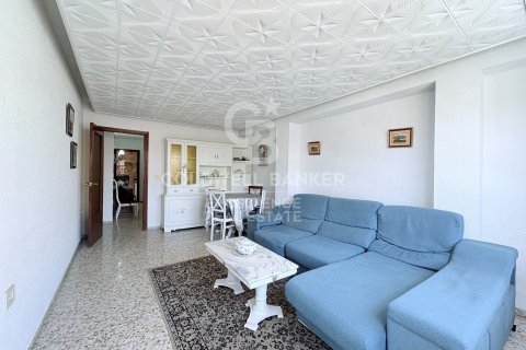 Apartamento en venta en Castellón de la Plana, Castellón, España 4 dormitorios, 107 m2 No. 186183 - foto 3