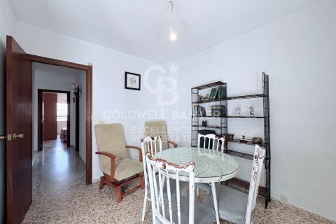 Apartamento en venta en Castellón de la Plana, Castellón, España 4 dormitorios, 107 m2 No. 186183 - foto 8