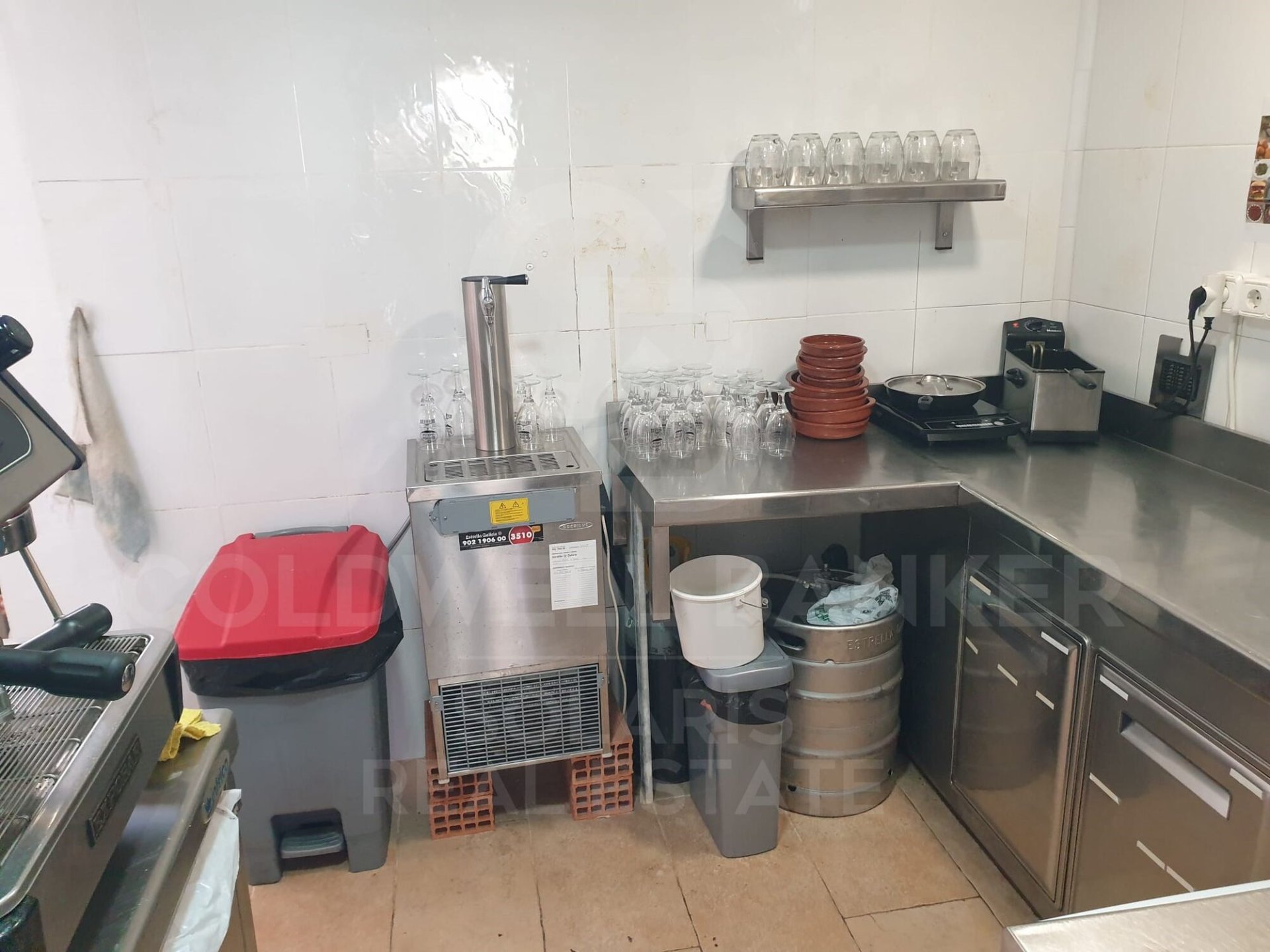 Propiedad comercial en Moraira, Alicante, España 200 m2 No. 186186