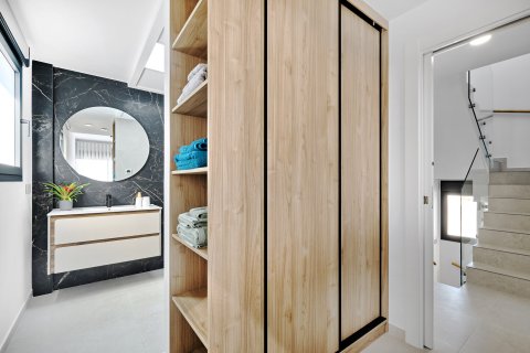 Apartament w San Miguel de Salinas, Alicante, Hiszpania 3 sypialnie, 237 mkw. nr 147430 – zdjęcie 25