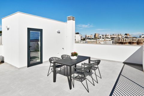 Apartament w San Miguel de Salinas, Alicante, Hiszpania 3 sypialnie, 237 mkw. nr 147430 – zdjęcie 14