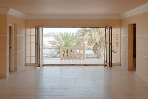 Villa for sale La Manga del Mar Menor, Murcia, Spain 3 bedrooms, 465 sq.m. No. 134250 - photo 13