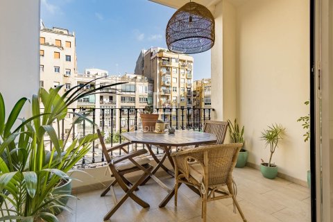 Apartment à vendre à Barcelona, Espagne, 3 chambres, 139 m2 No. 150531 - photo 2