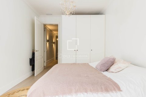 Apartment à vendre à Barcelona, Espagne, 3 chambres, 139 m2 No. 150531 - photo 29