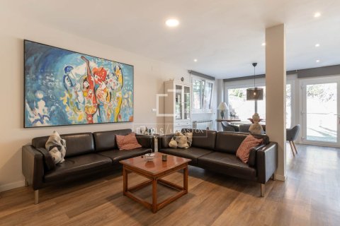 Villa zum Verkauf in Valldoreix, Barcelona, Spanien 3 Schlafzimmer, 177 m2 Nr. 150537 - Foto 2