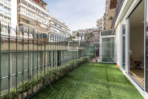 Dzīvoklis pārdošanā Barcelona, Spānijā 3 istabas, 150 m2 Nr. 150534 - attēls 24