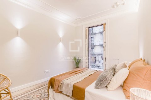 Apartment à vendre à Barcelona, Espagne, 3 chambres, 150 m2 No. 150534 - photo 25