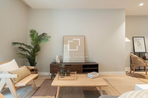 Apartment à vendre à Barcelona, Espagne, 3 chambres, 150 m2 No. 150534 - photo 9