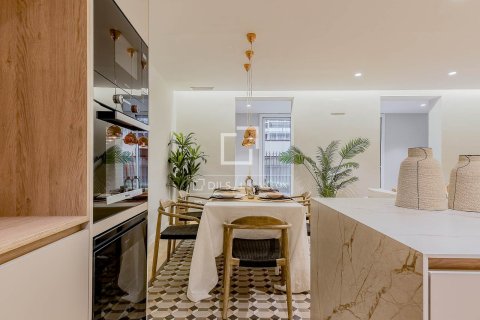 Apartment à vendre à Barcelona, Espagne, 3 chambres, 150 m2 No. 150534 - photo 6