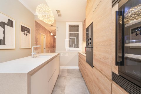 Apartment à vendre à Barcelona, Espagne, 3 chambres, 94 m2 No. 150533 - photo 12