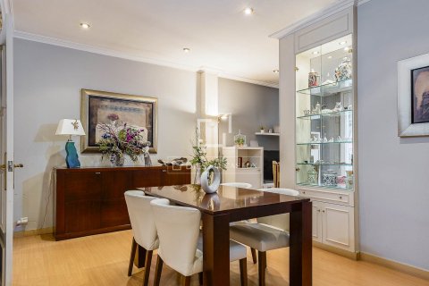 Apartment à vendre à Barcelona, Espagne, 4 chambres, 118 m2 No. 150532 - photo 6