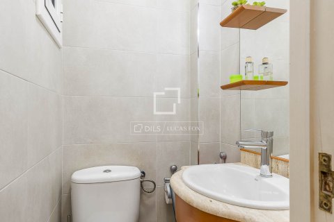 Apartment à vendre à Barcelona, Espagne, 4 chambres, 118 m2 No. 150532 - photo 17