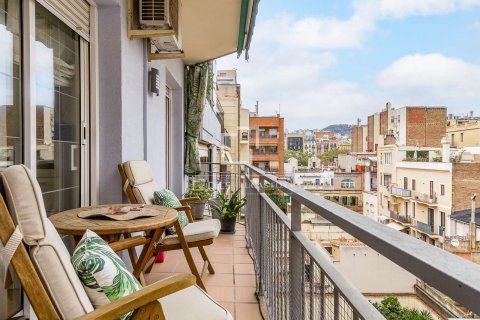 Apartment à vendre à Barcelona, Espagne, 4 chambres, 118 m2 No. 150532 - photo 5