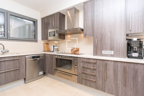 Villa for sale in Gava, Barcelona, Spain 5 bedrooms, 243 sq.m. No. 150536 - photo 3