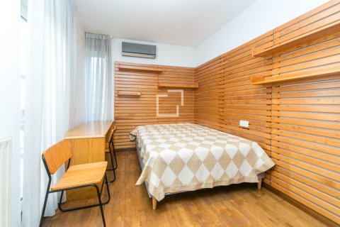 Villa for sale in Gava, Barcelona, Spain 5 bedrooms, 243 sq.m. No. 150536 - photo 30