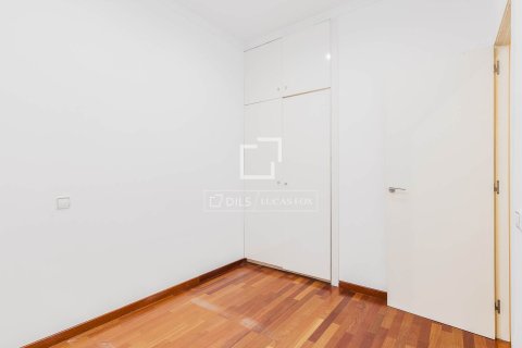 Dzīvoklis pārdošanā Barcelona, Spānijā 5 istabas, 131 m2 Nr. 150535 - attēls 23