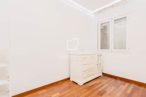 Dzīvoklis pārdošanā Barcelona, Spānijā 5 istabas, 131 m2 Nr. 150535 - attēls 25