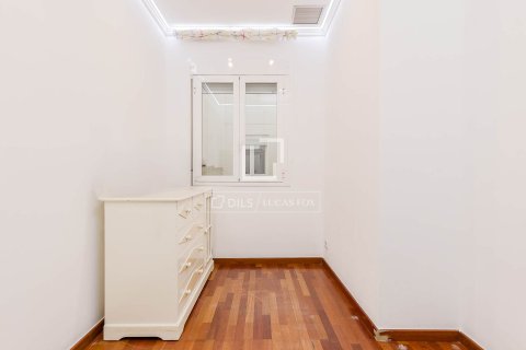 Dzīvoklis pārdošanā Barcelona, Spānijā 5 istabas, 131 m2 Nr. 150535 - attēls 24