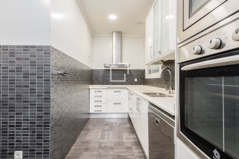 Dzīvoklis pārdošanā Barcelona, Spānijā 5 istabas, 131 m2 Nr. 150535 - attēls 10