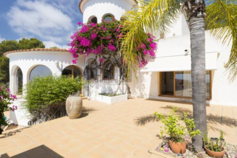 Villa for sale in Javea, Alicante, Spain 4 bedrooms, 316 sq.m. No. 180783 - photo 11