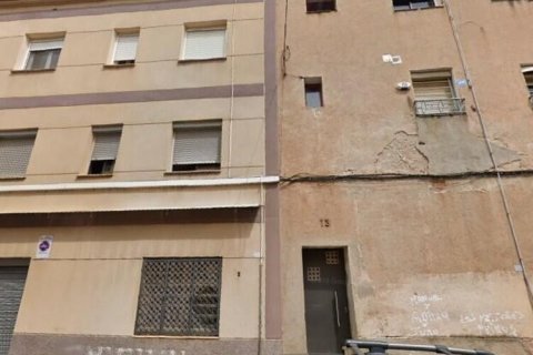 Apartment in Santa Coloma de Gramenet, Barcelona, Spain 2 bedrooms, 50 sq.m. No. 186500