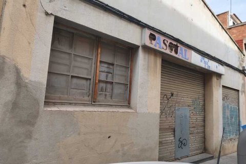 Terreno a El Prat de Llobregat, Barcelona, Spagna N° 186236